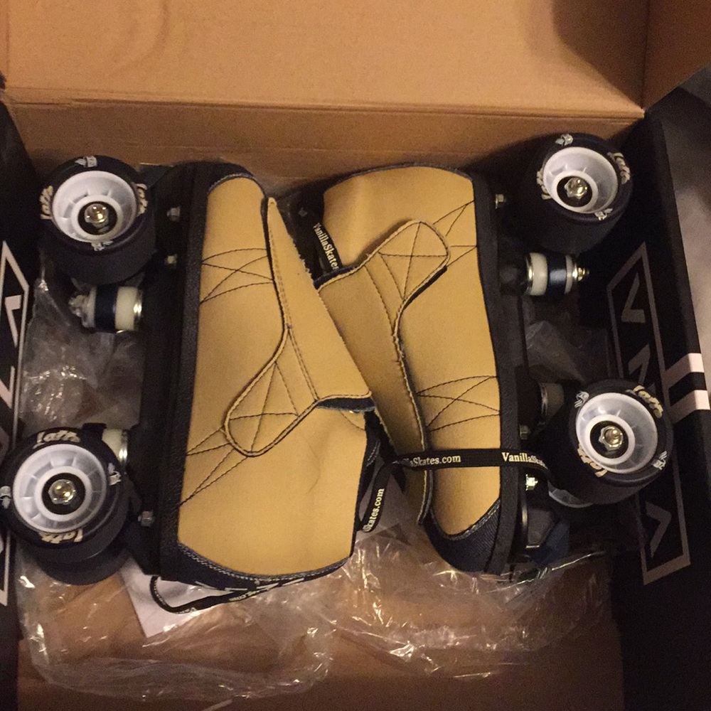 Vanilla Tan Roller Skates for Women - Tan
